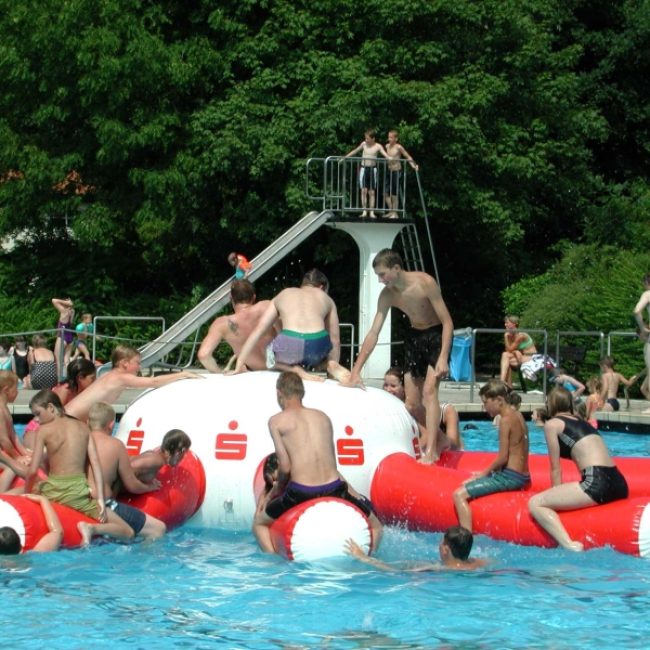 Ferienprogramm im Freibad: Zelt-Nacht &#8211; abgesagt.