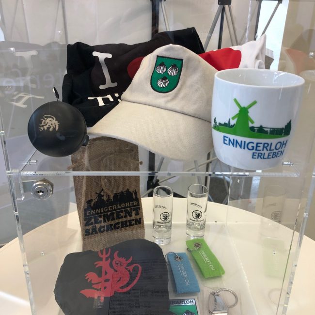 Ennigerloher Souvenirs auch im Briefwahlbüro an der Alleestraße/am Marktplatz ausgestellt
