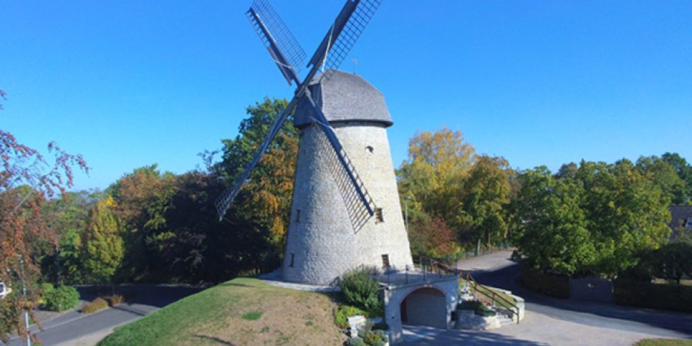 Die Windmühle vor dem Saisonstart