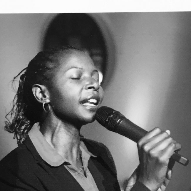 Judy Daka Kunz „Die Liebe, die Herzen berührt“ – Gospelabend