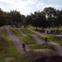 Dirtbike – Anlage